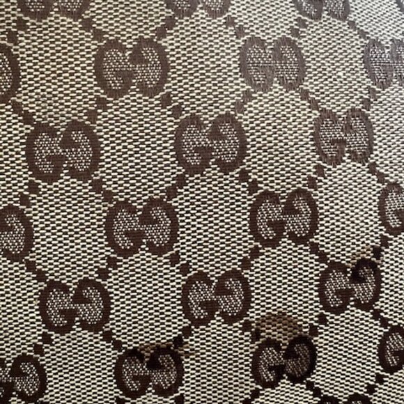 Gucci Medium Pelham Hobo bag - Picture 3 of 8